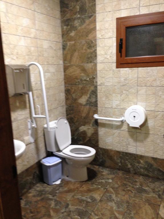 Hostal El Hayedo Cantalojas Ngoại thất bức ảnh